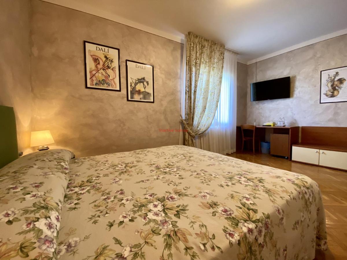 Hostal Da Ronald ... A Pian Del Papa Pratovecchio Exterior foto
